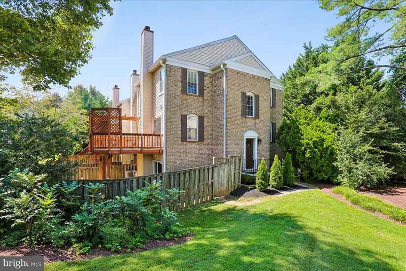 25 Earth Star Pl, Gaithersburg, MD 20878