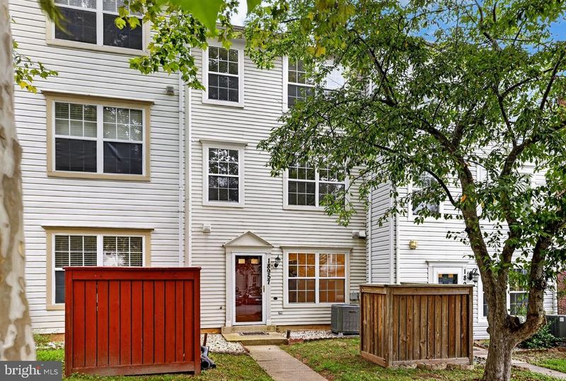 18957 Highstream Dr #719, Germantown, MD 20874