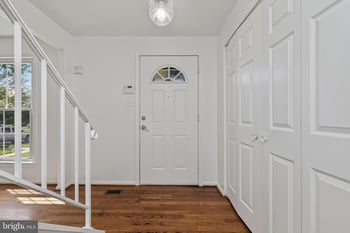 18147 Metz Dr, Germantown, MD 20874
