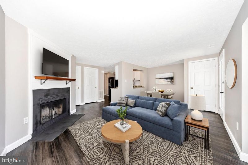 572 Hollyberry Way, Frederick, MD 21703