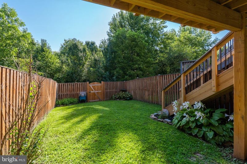 144 Connery Ter SW, Leesburg, VA 20175