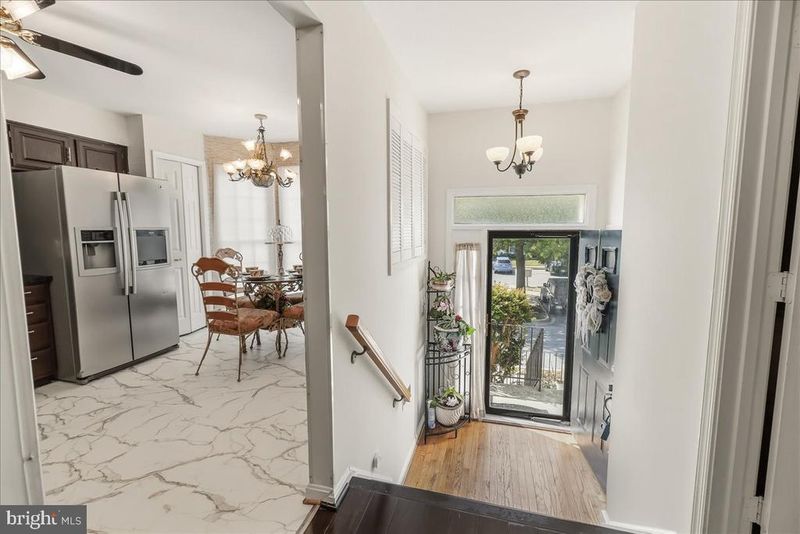 112 Toll House Ct, Frederick, MD 21702