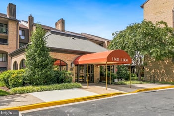 11430 Strand #415, North Bethesda, MD 20852