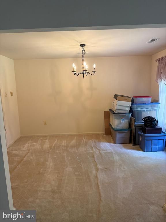7508 Ali Ln, Nokesville, VA 20181