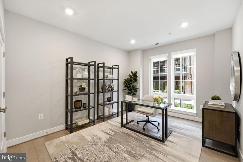 1874 Easterly Rd, Reston, VA 20190