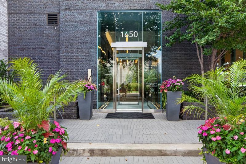 1650 Silver Hill Dr #1607, Mclean, VA 22102