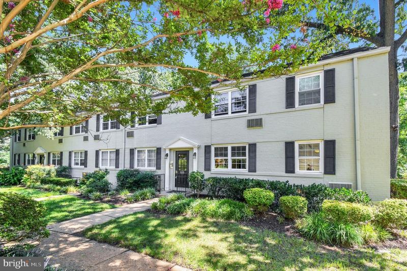 105 N George Mason Dr #1053, Arlington, VA 22203