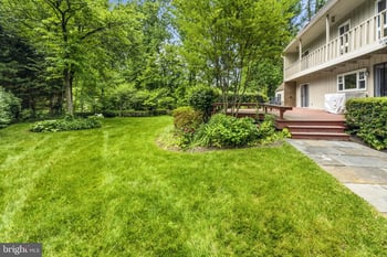 8566 Brickyard Rd, Potomac, MD 20854