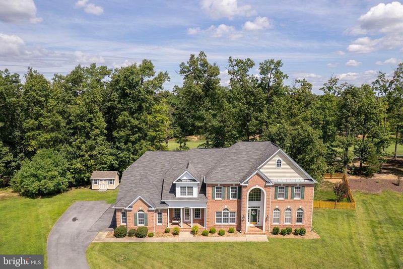 100 Sand Bunker Ct, Front Royal, VA 22630