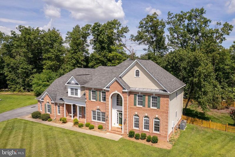 100 Sand Bunker Ct, Front Royal, VA 22630