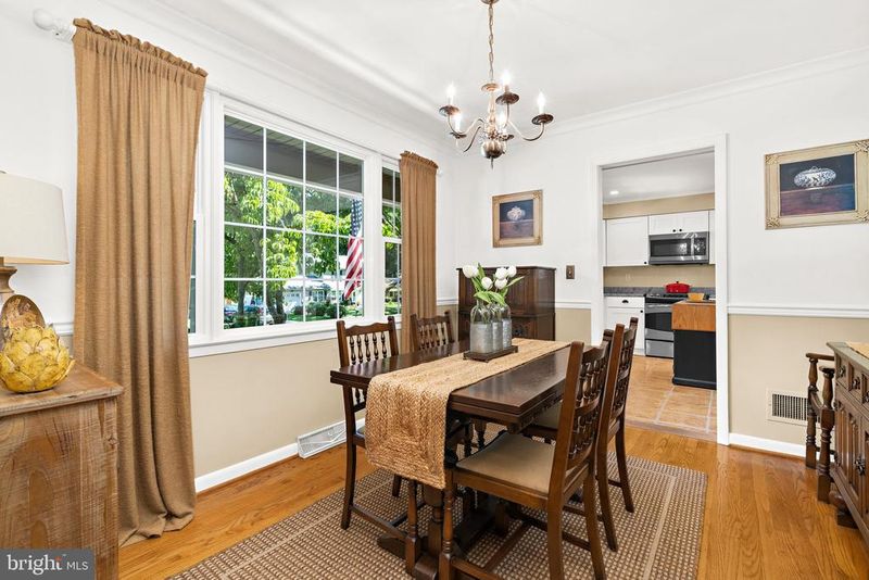 29 Severndale Rd, Severna Park, MD 21146