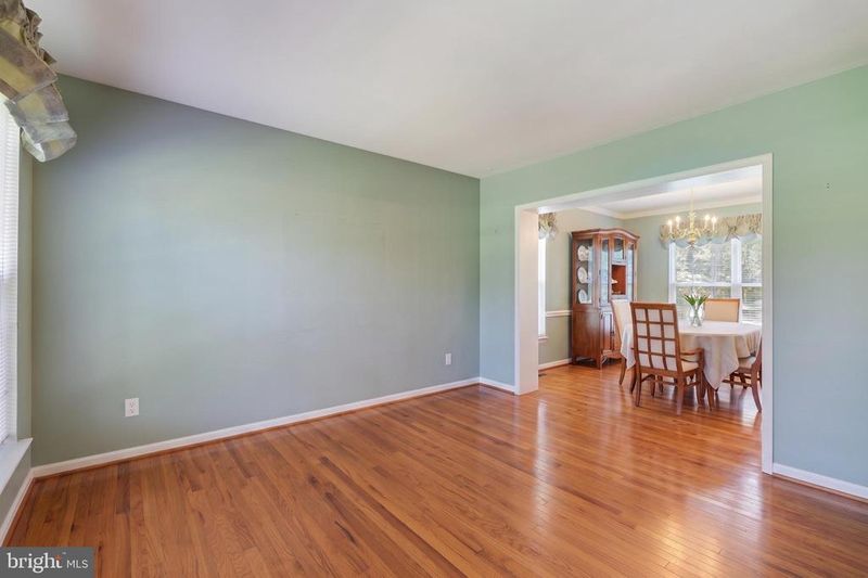 2193 Cedar Tree Ln, Waldorf, MD 20601