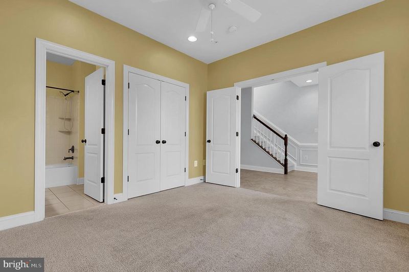 9651 Bothwell Ln, Frederick, MD 21704