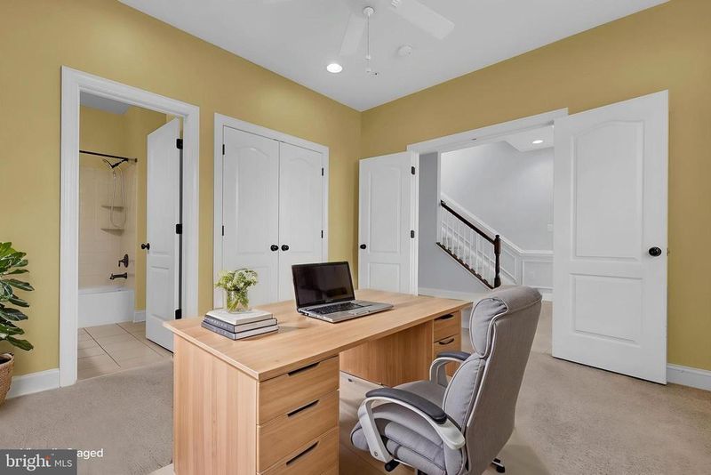 9651 Bothwell Ln, Frederick, MD 21704