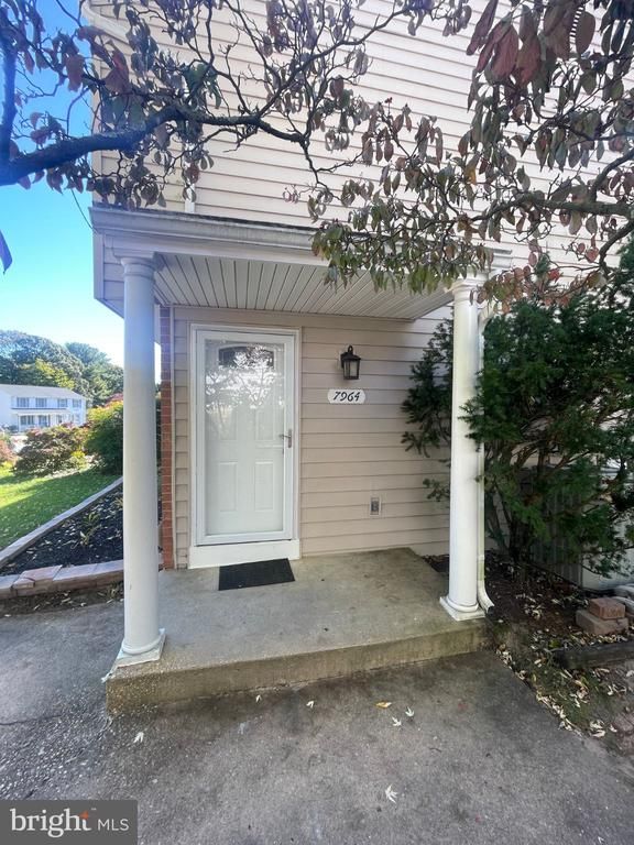 7964 Covington Ave, Glen Burnie, MD 21061