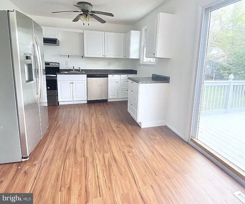 231 Sycamore Rd, Linthicum Heights, MD 21090