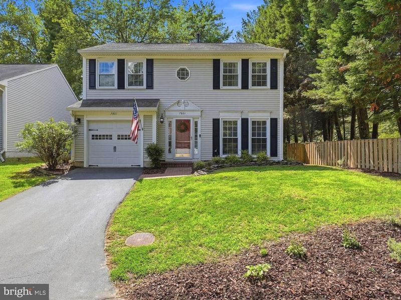 7801 Bold Lion Ln, Alexandria, VA 22315