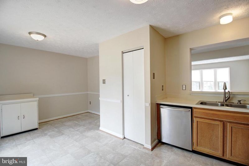5035 Canvasback Ct, Frederick, MD 21703