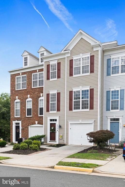 22707 High Haven Ter, Ashburn, VA 20148