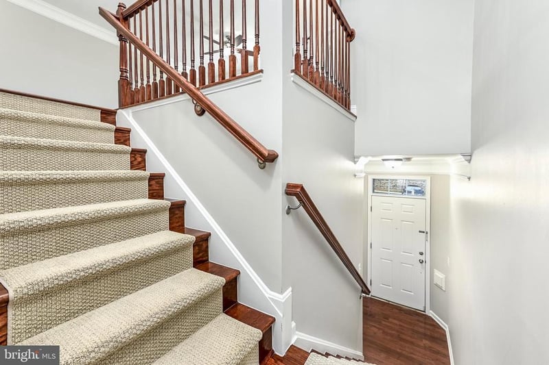 23253 Tradewind Dr, Ashburn, VA 20148