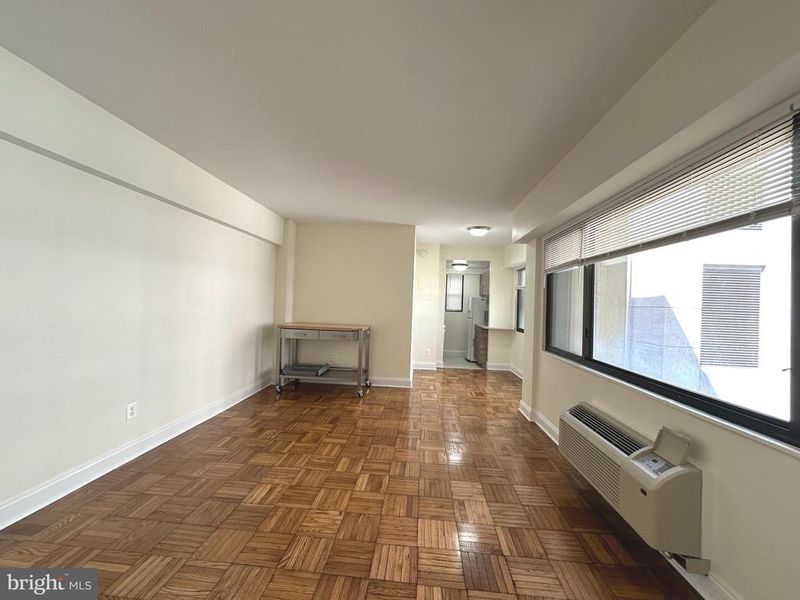 2141 I St NW #412, Washington, DC 20037