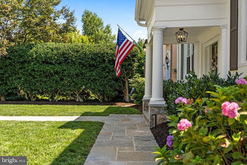4616 Chevy Chase Blvd, Chevy Chase, MD 20815