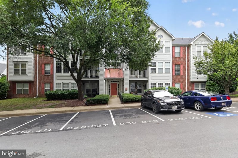 10100 Ridge Manor Ter #5000-L, Damascus, MD 20872
