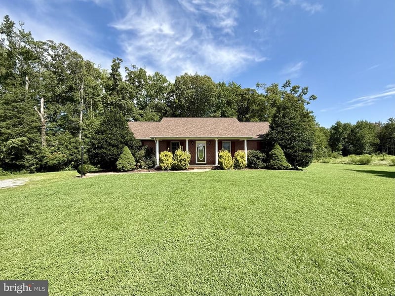 126 New Hope Church Rd, Fredericksburg, VA 22405