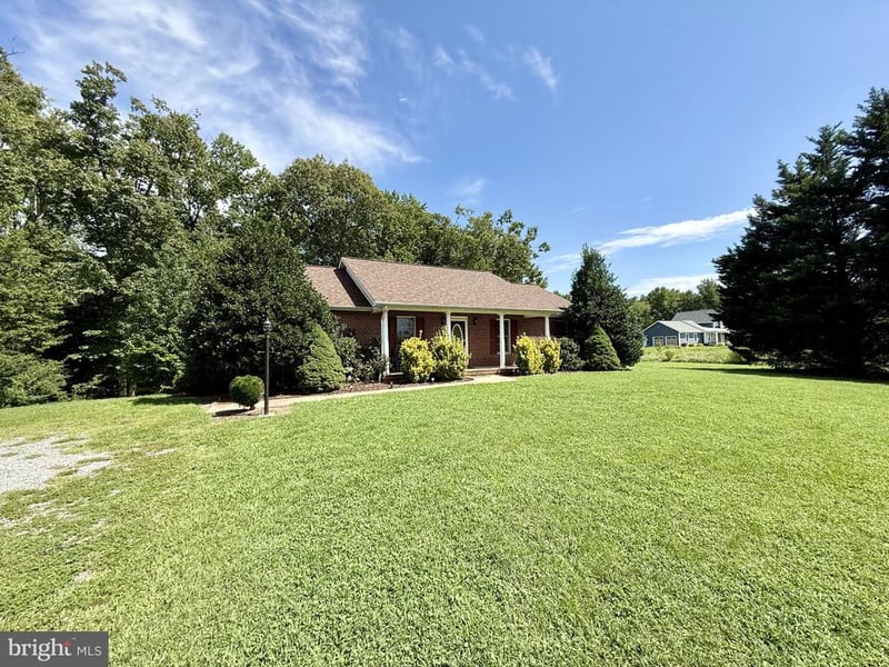 126 New Hope Church Rd, Fredericksburg, VA 22405