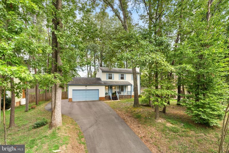 2226 Harpoon Dr, Stafford, VA 22554
