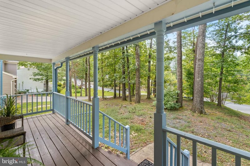 2226 Harpoon Dr, Stafford, VA 22554