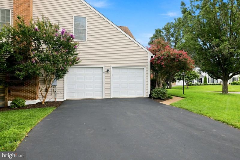 43312 Wayside Cir, Ashburn, VA 20147