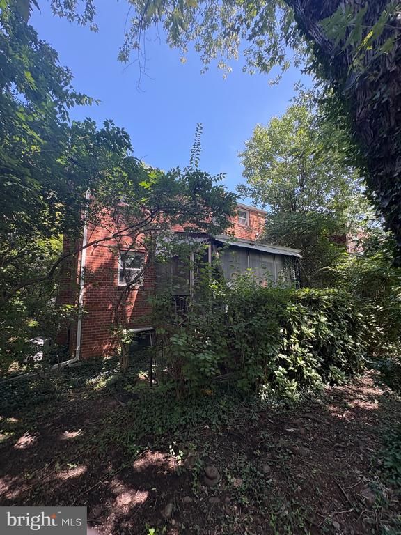 2108 N Illinois St, Arlington, VA 22205