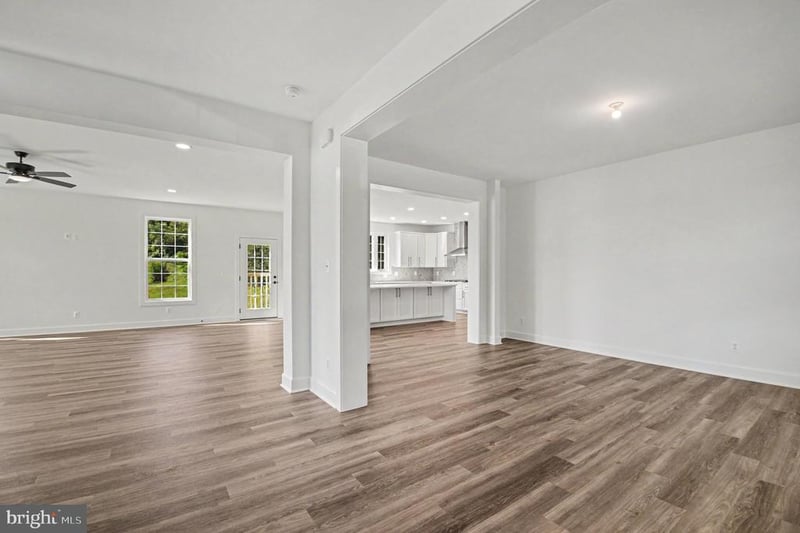 7325 Toler Dr, Nokesville, VA 20181
