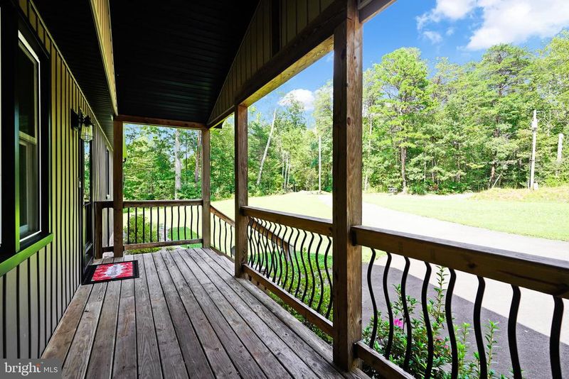 13236 Silver Hill Rd, Bealeton, VA 22712