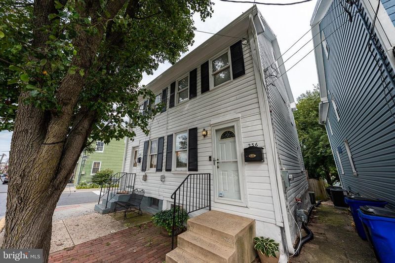 236 S Carroll St, Frederick, MD 21701