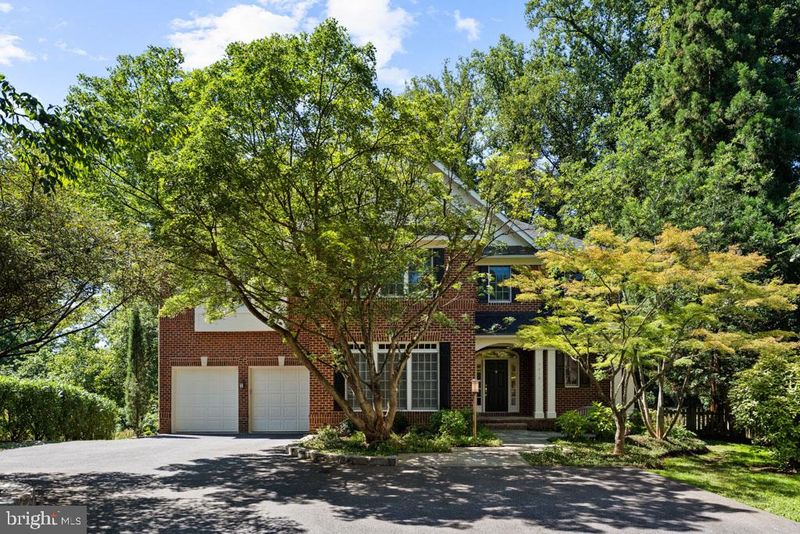 7410 Honesty Way, Bethesda, MD 20817