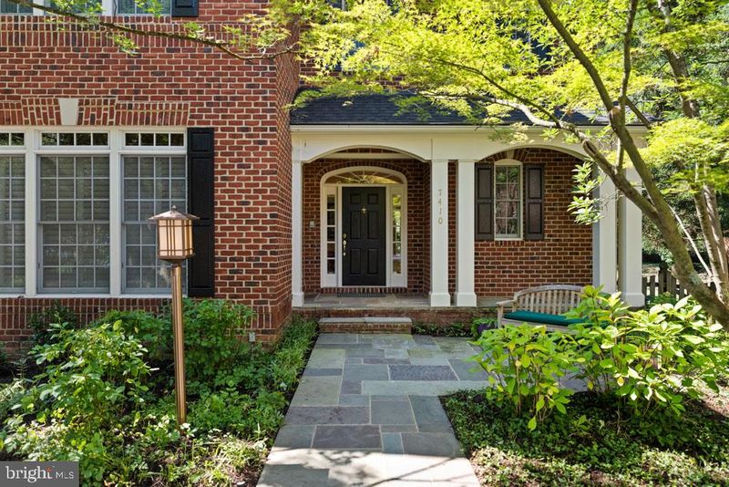 7410 Honesty Way, Bethesda, MD 20817