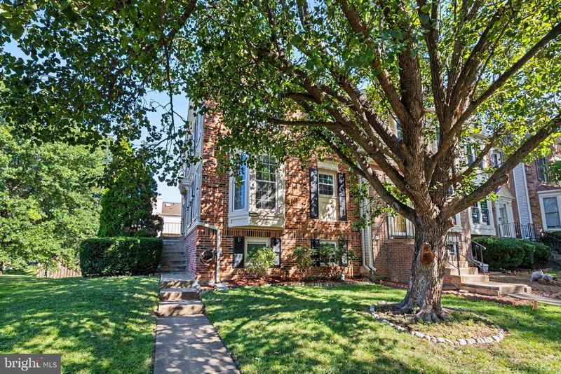 11198 Privates Ct, Manassas, VA 20109