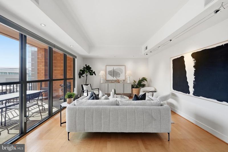 910 M St NW #630, Washington, DC 20001