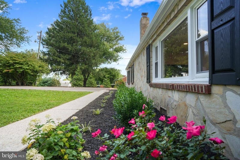 16205 Frederick Rd, Woodbine, MD 21797