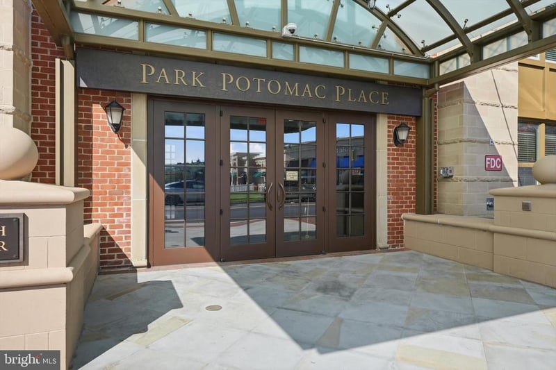 12500 Park Potomac Ave #805S, Potomac, MD 20854