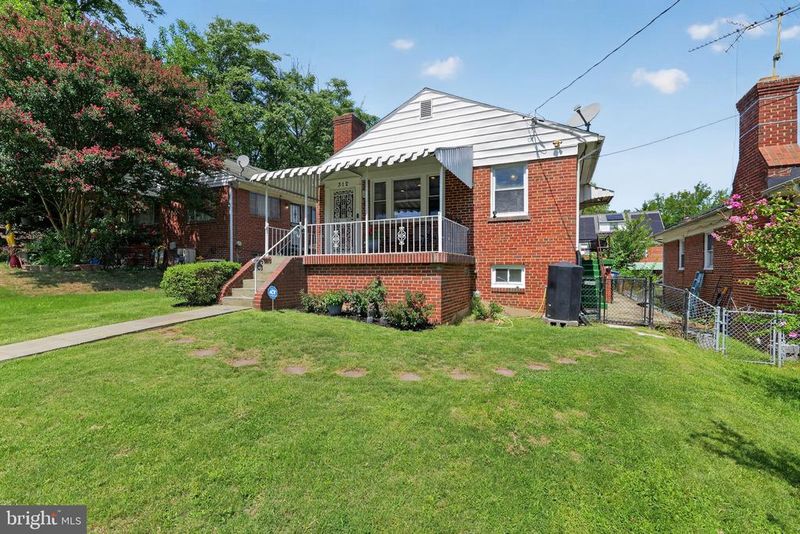 312 Oglethorpe St NE, Washington, DC 20011