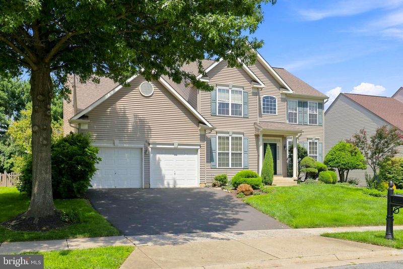 4802 Clarendon Dr, Frederick, MD 21703