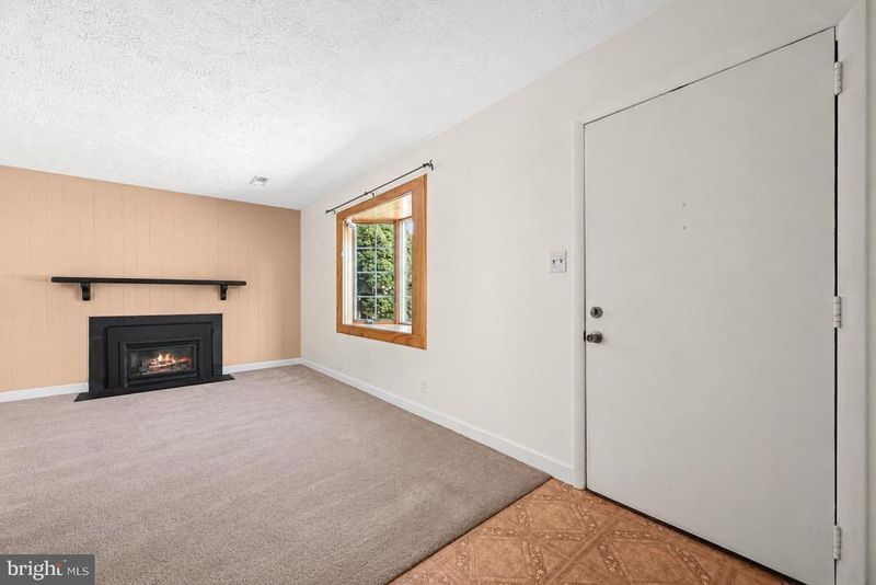 934 West St, Laurel, MD 20707