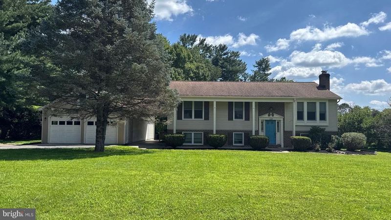 3229 Sharp Rd, Glenwood, MD 21738
