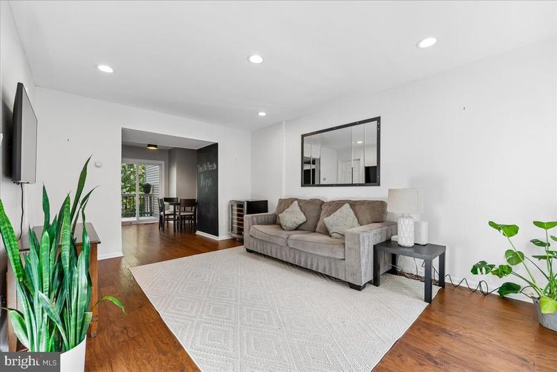 13549 Deerwater Dr #7-B, Germantown, MD 20874