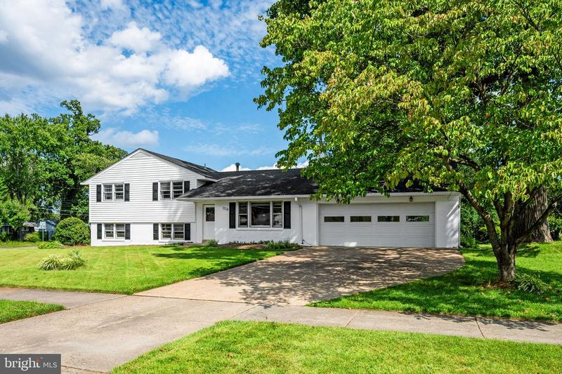 5214 Heming Ave, Springfield, VA 22151