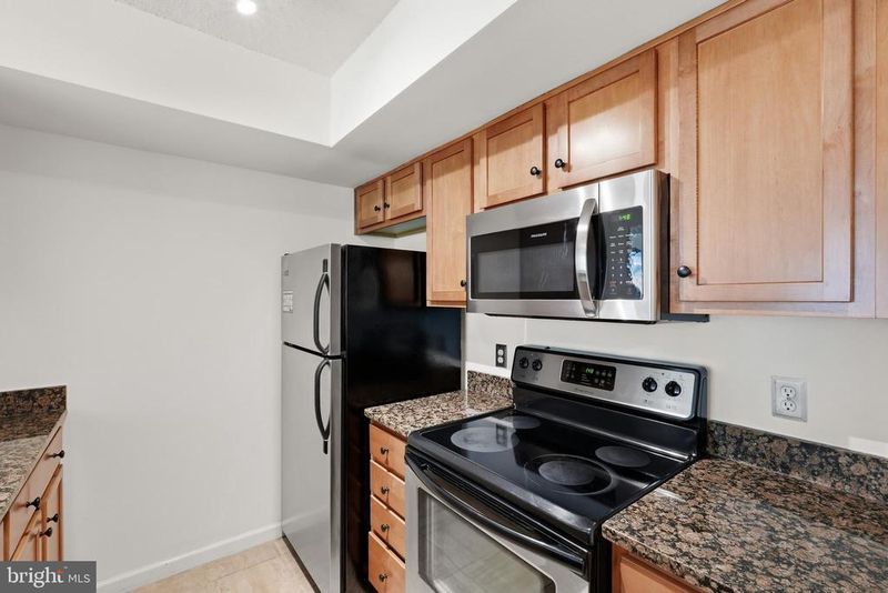 1024 N Utah St N #324, Arlington, VA 22201