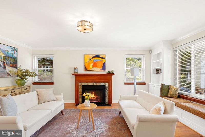 3209 Cummings Ln, Chevy Chase, MD 20815
